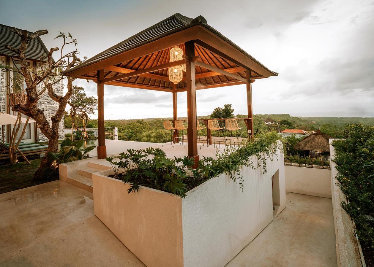 Отель One Degree Sunset Hill Leisure Улувату Экстерьер фото